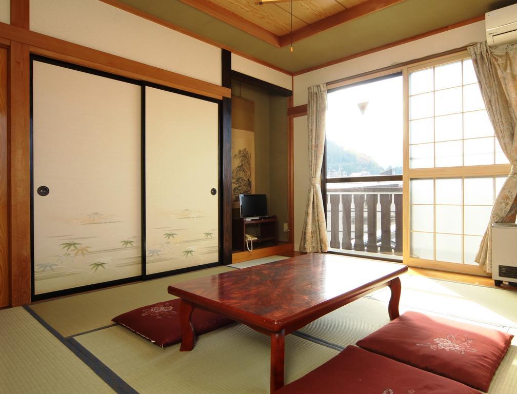 Villa Katashio Нодзава-Онсен Екстер'єр фото